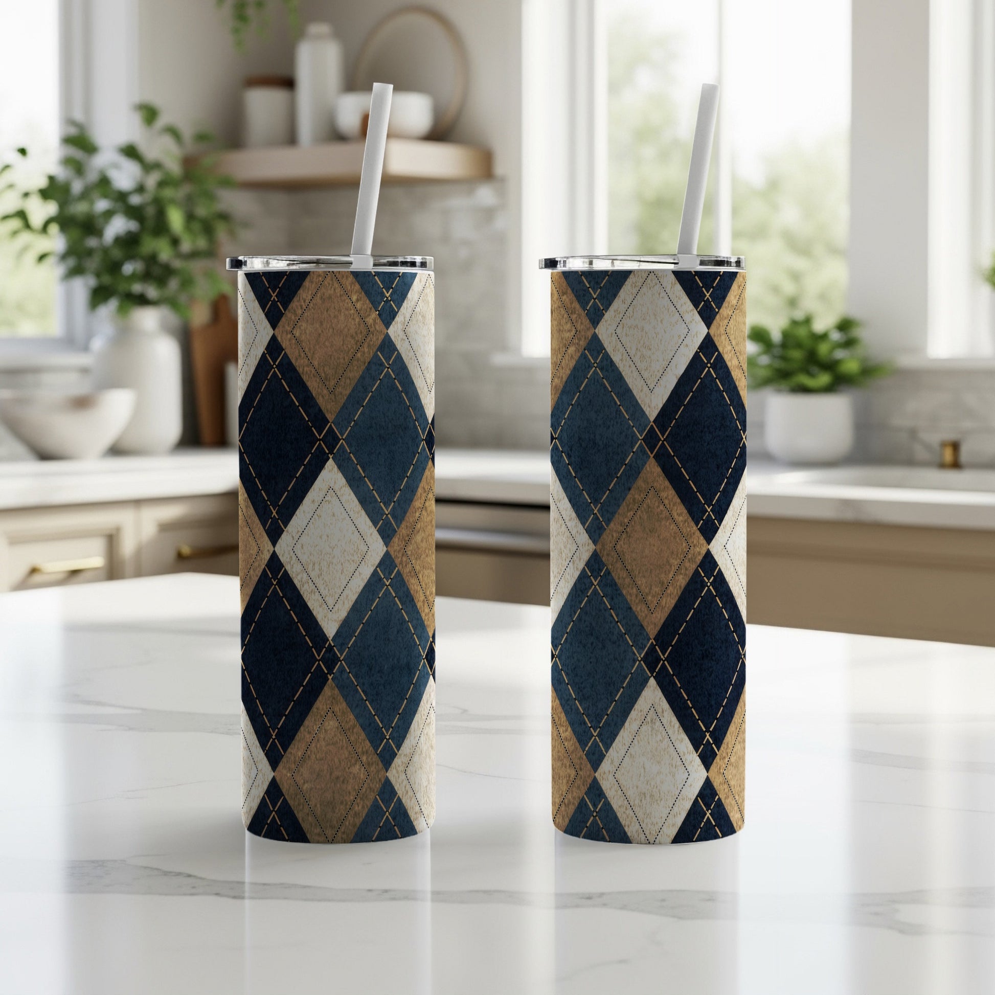 Stylish Argyle Patterned Insulated Tumbler with Straw