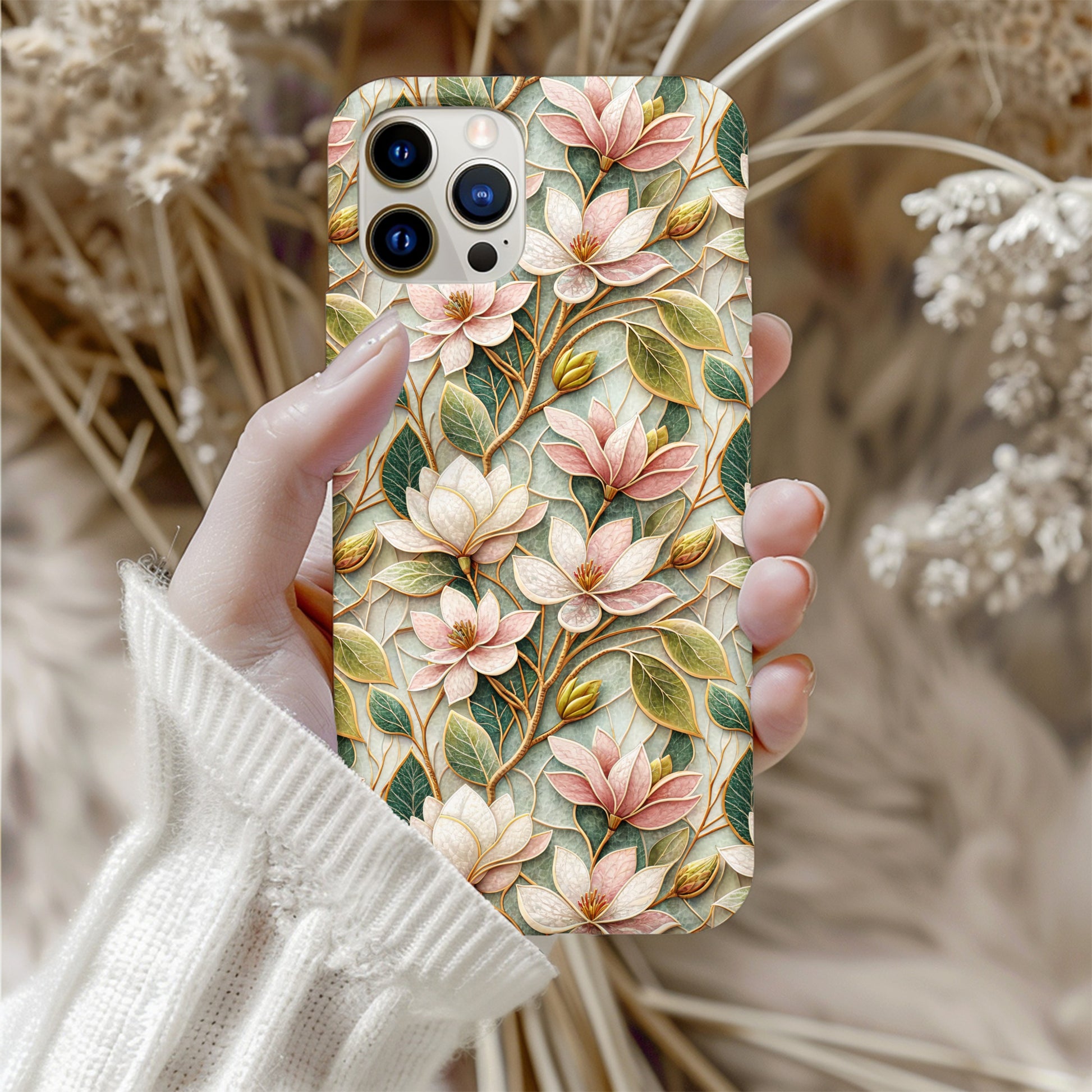Elegant Floral Patterned Smartphone Case
