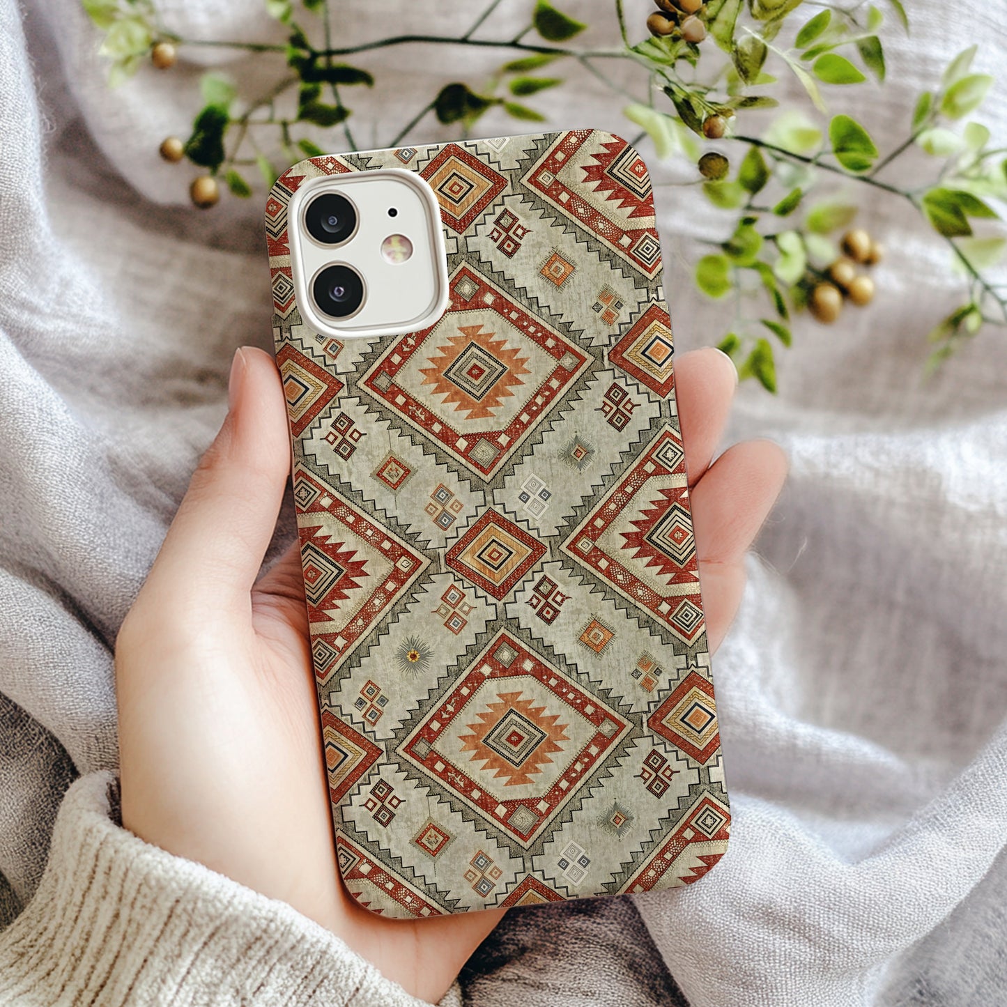 Geometric Pattern Smartphone Case with Rustic Design