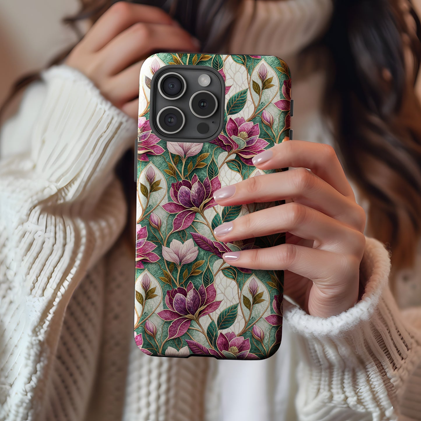Floral Patterned Elegant Smartphone Cover Design
