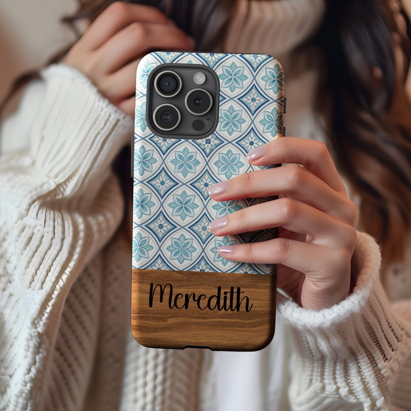 Customized Floral Pattern Phone Case with Name Meredith