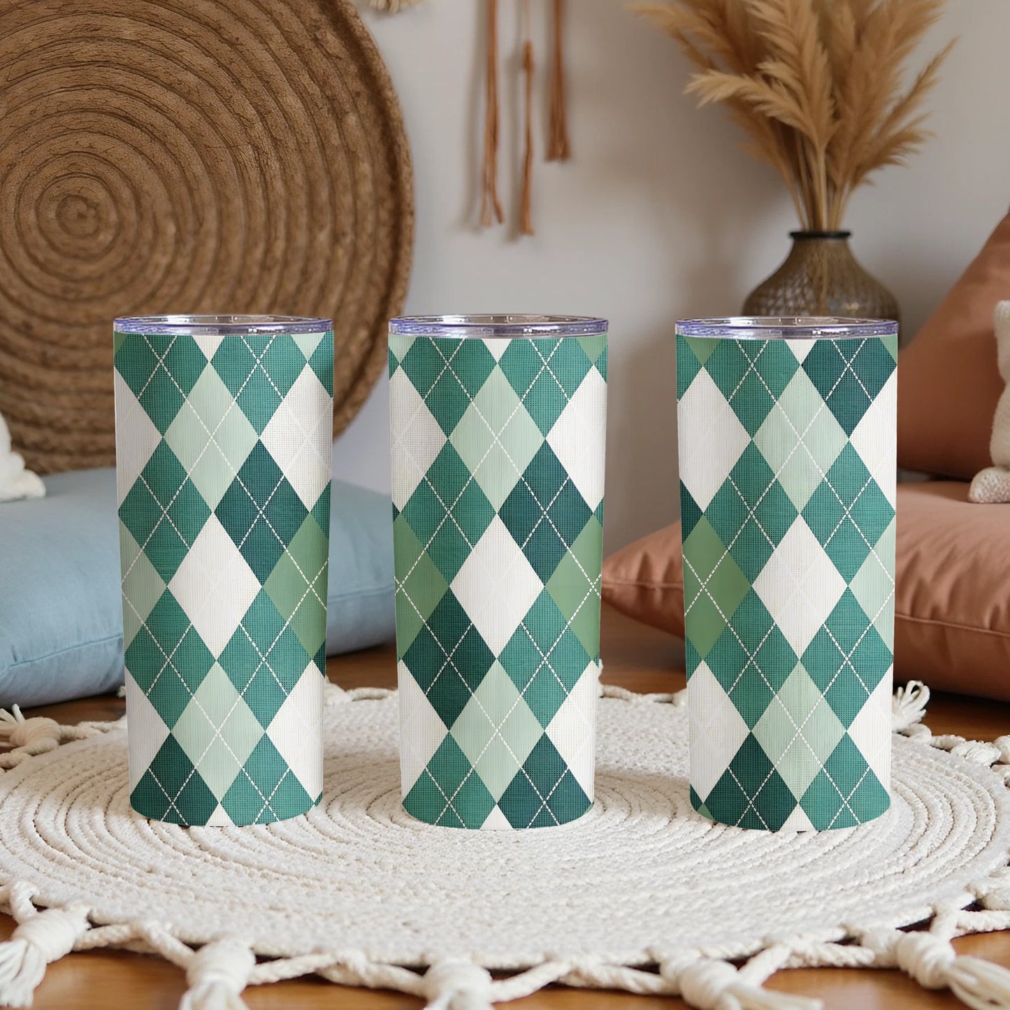 Green Argyle Pattern Tumbler for Stylish Beverage Container