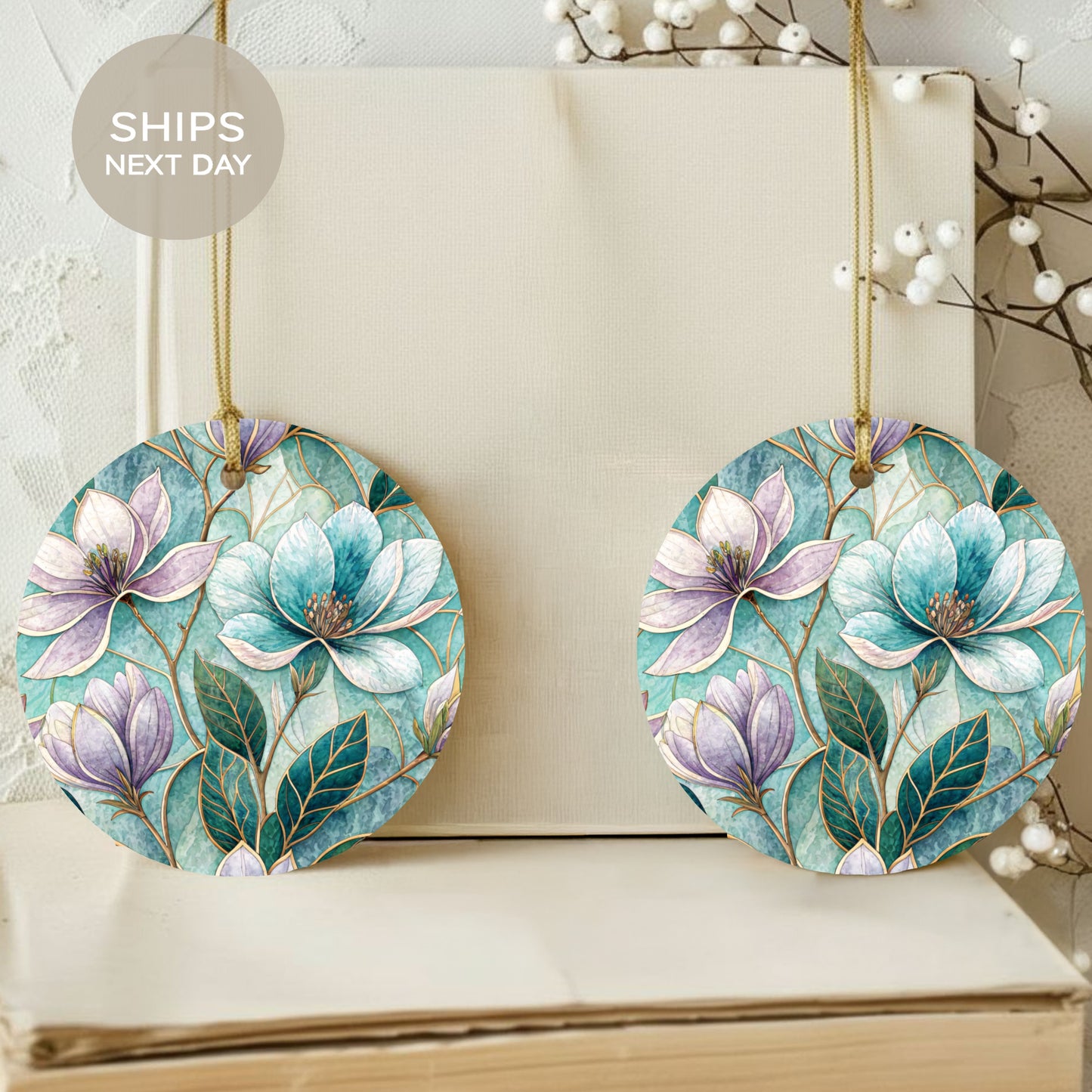 Exquisite Floral Design Round Decor Pieces