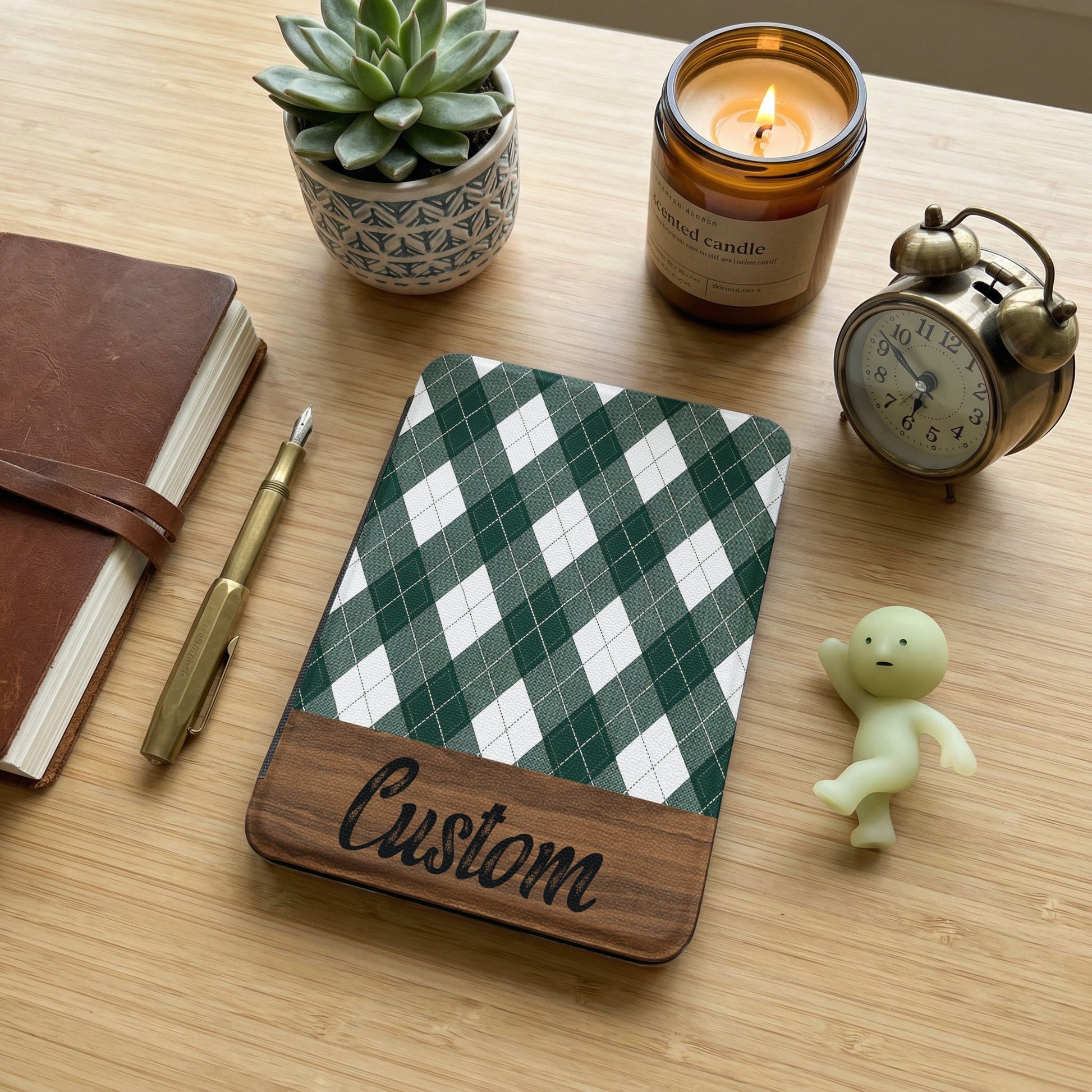 Custom Green Argyle Pattern with Wood Accent Tablet Case