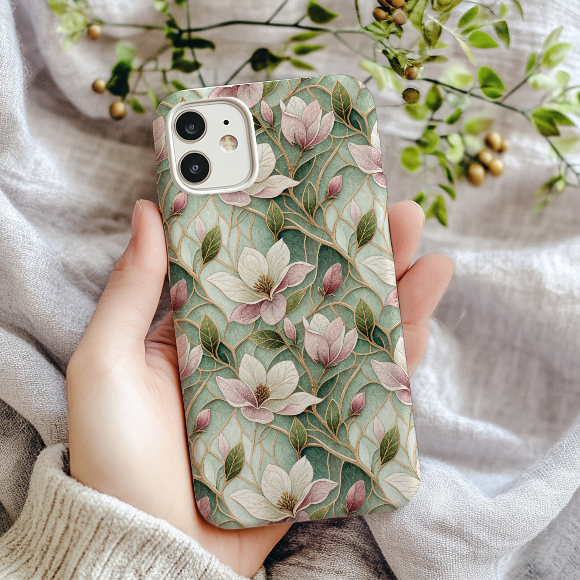 Elegant Floral Patterned Phone Case for Stylish Protection