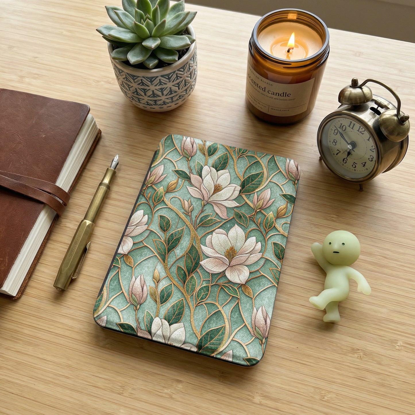 Floral Patterned Notebook with Elegant Leafy Design