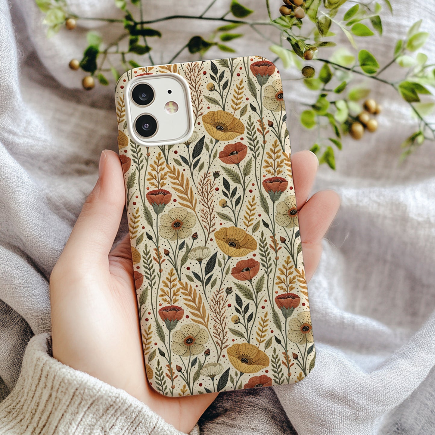 Floral Pattern Phone Case with Wildflower Design
