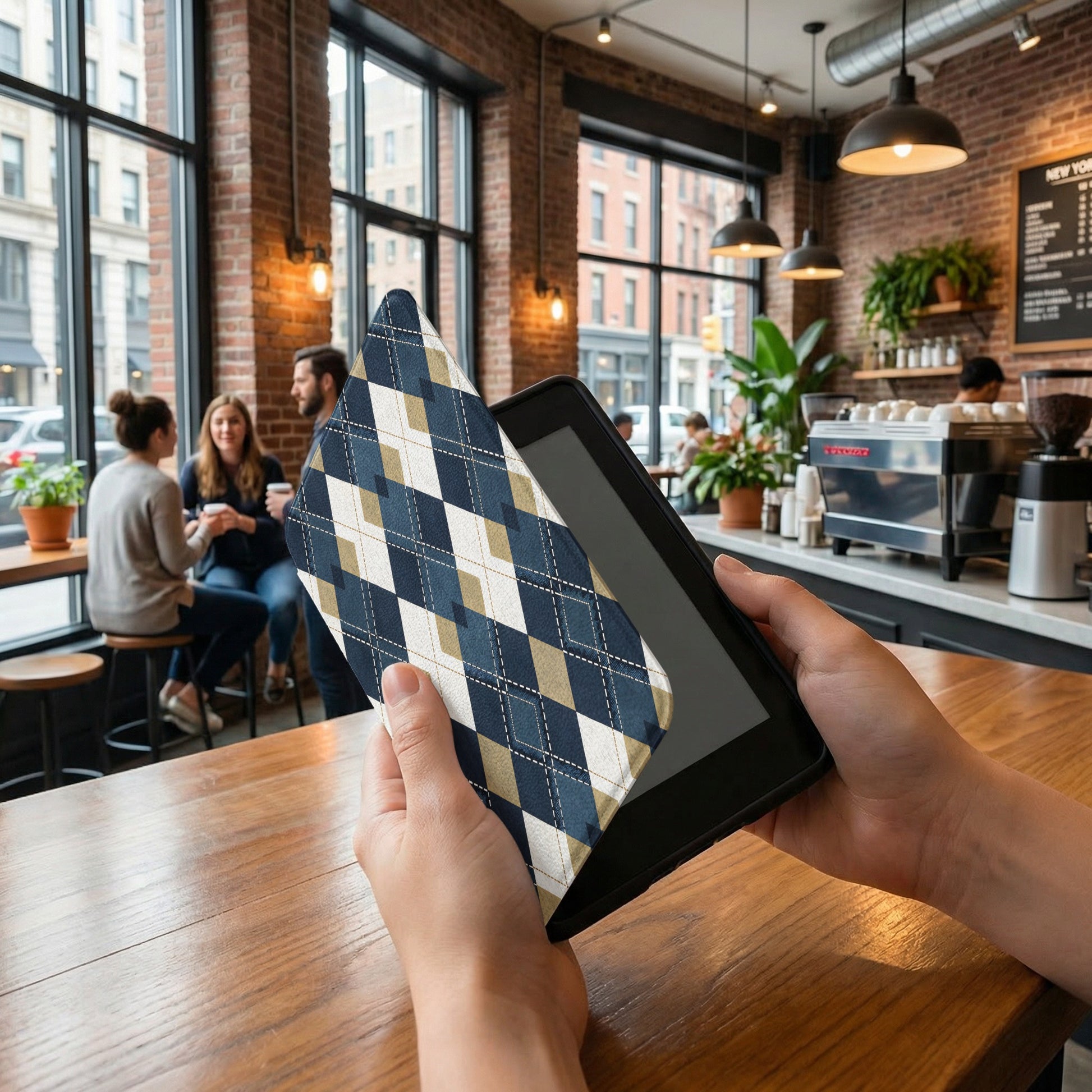 Stylish Argyle Pattern Tablet Cover for Device Protection