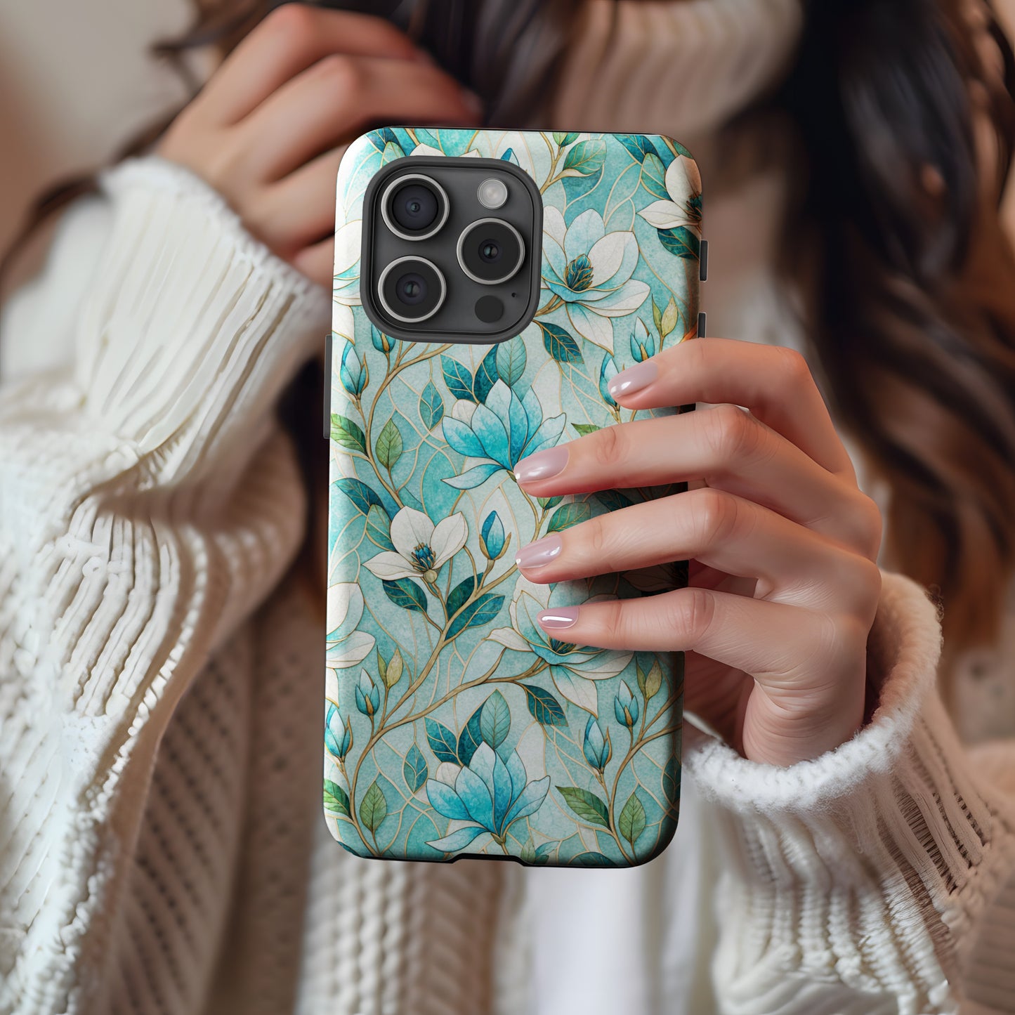 Elegant Floral Pattern Phone Case for Modern Style