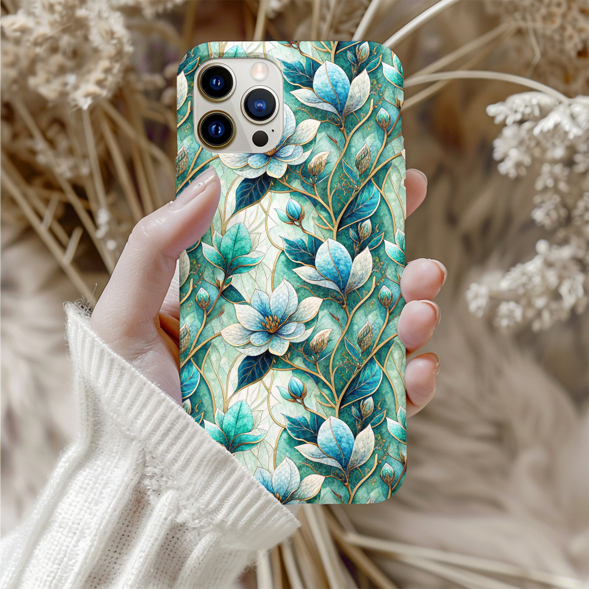 Elegant Blue Floral Design Phone Case