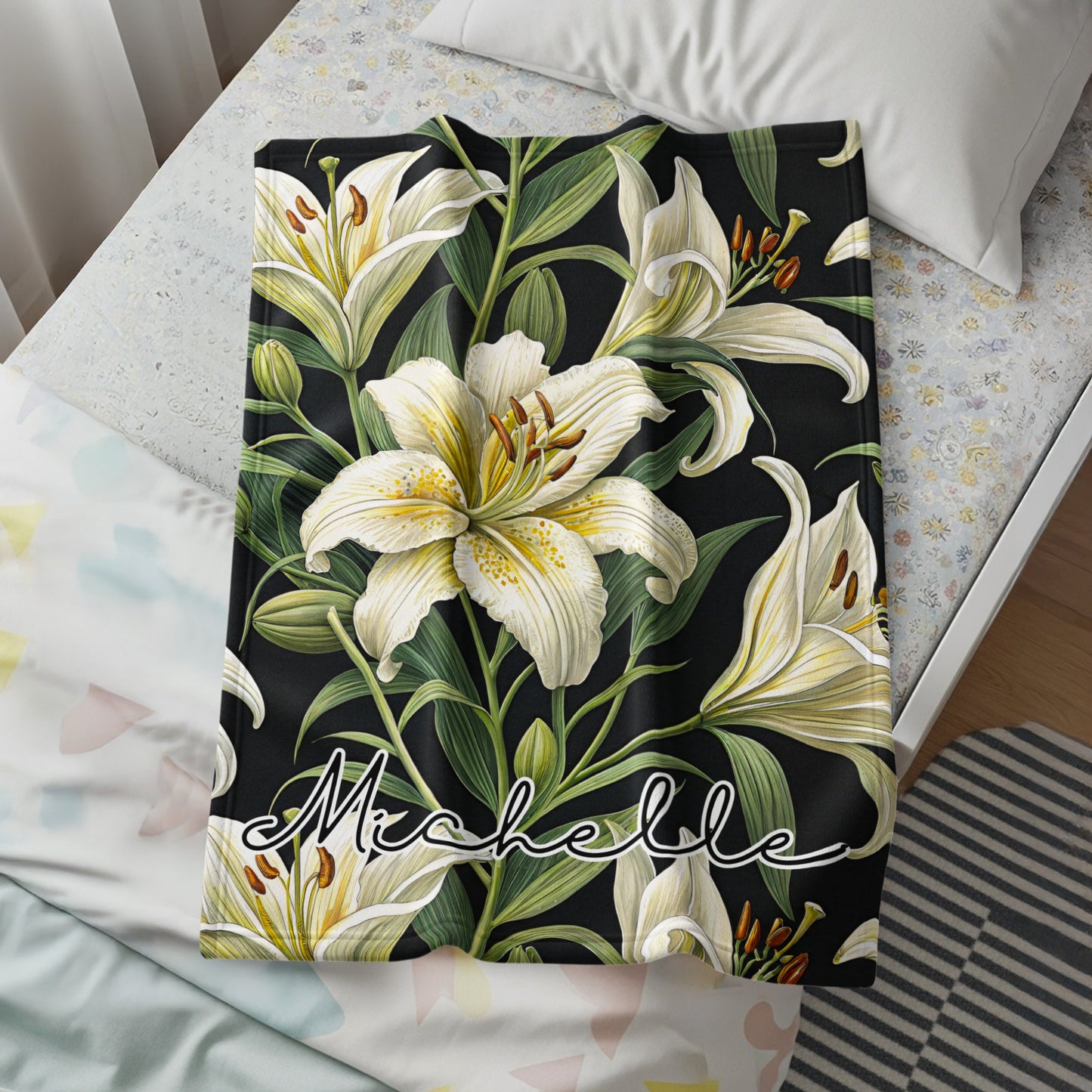 Personalized 'Michelle' Floral Design Blanket