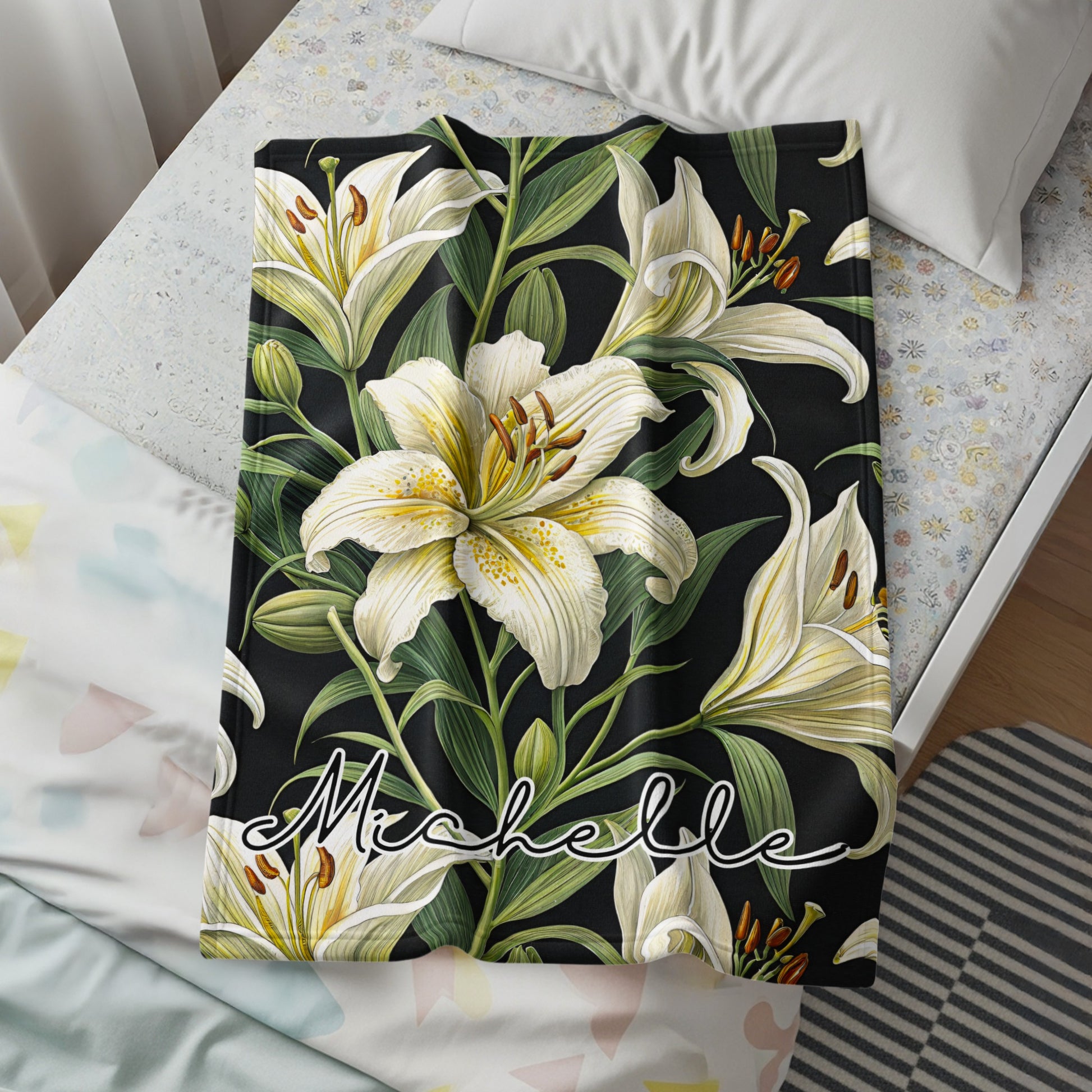 Personalized 'Michelle' Floral Design Blanket